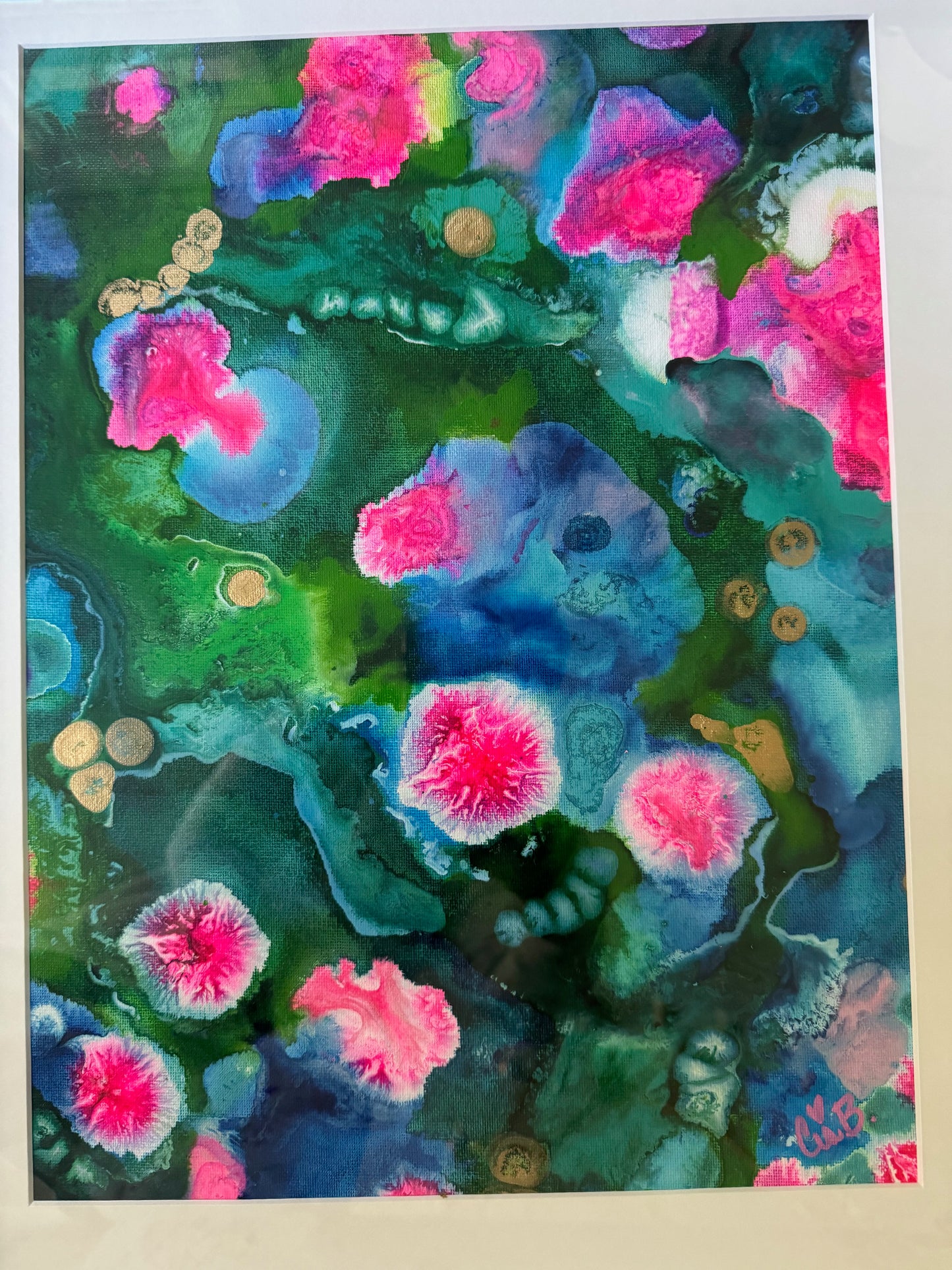 Acrylic "Radiance" Bunny 4"