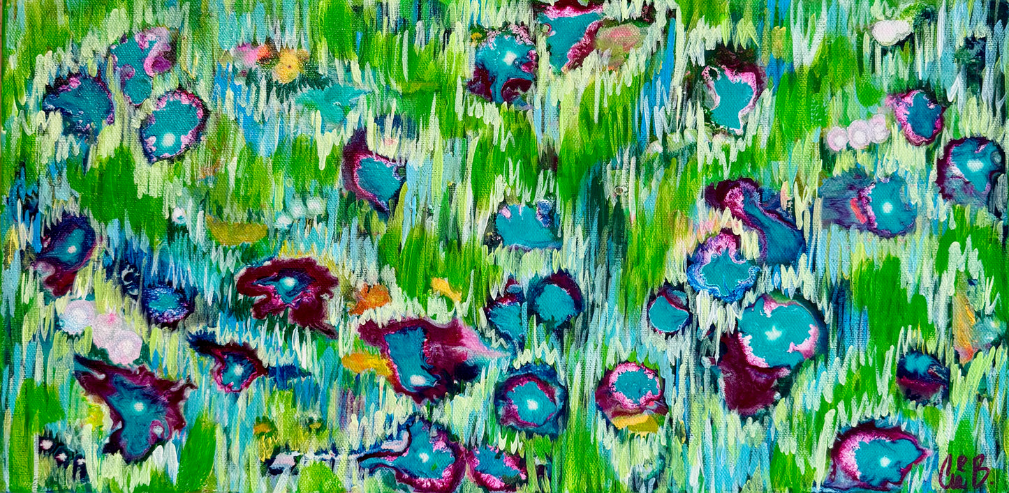 Acrylic Egg "Blue Raspberry" 4"