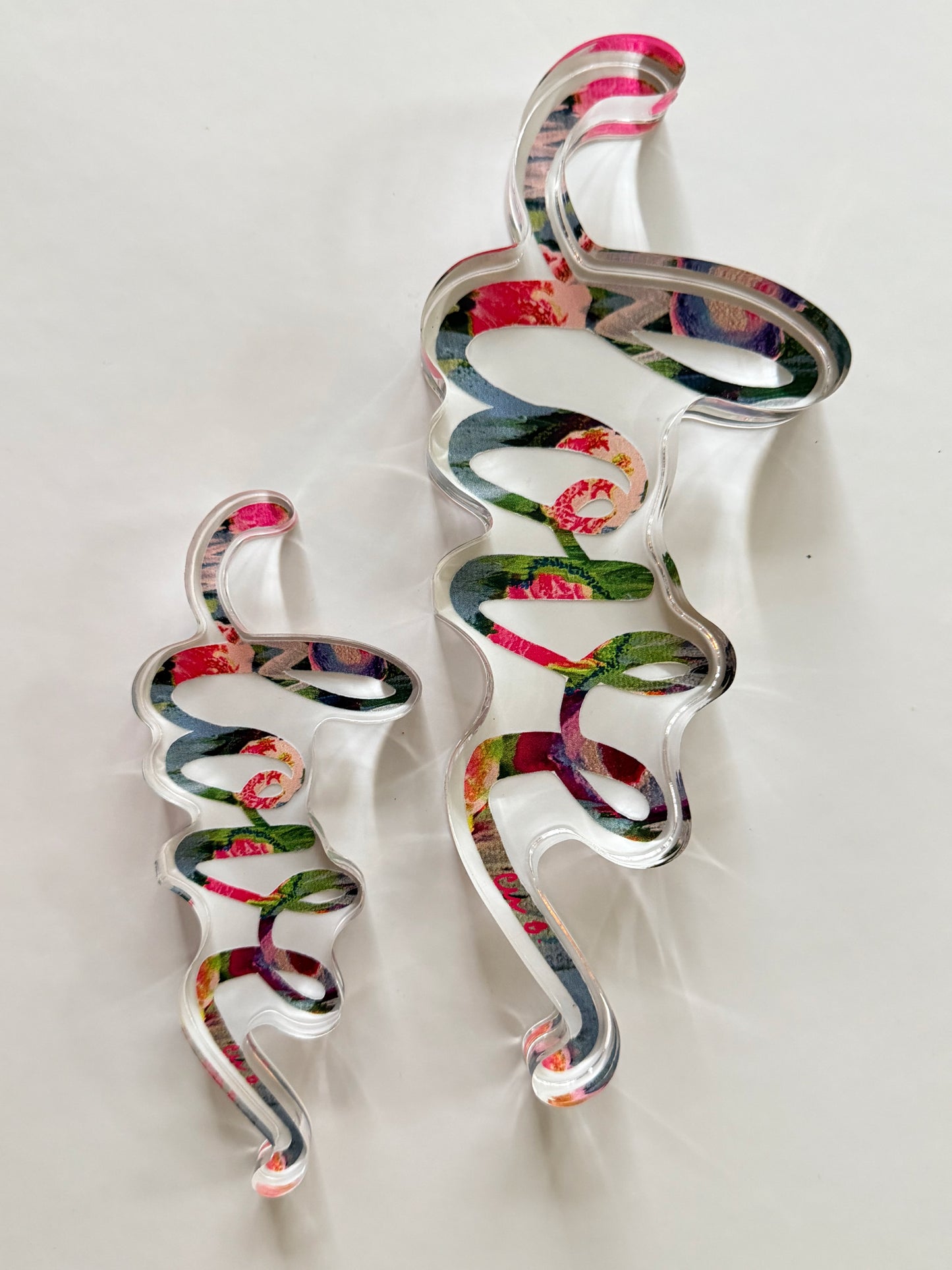 Acrylic LOVE "Darling" 4"