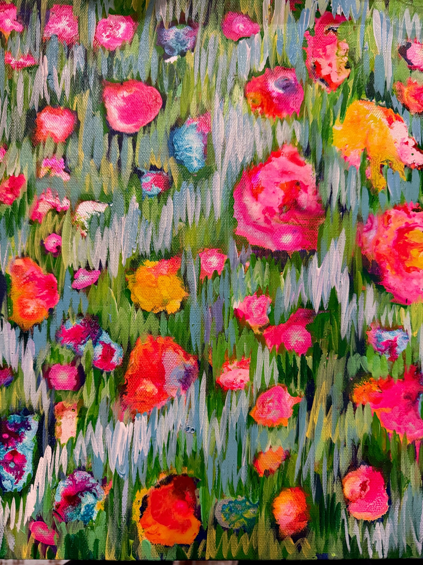 Acrylic "Royal Delight" Bunny 4"
